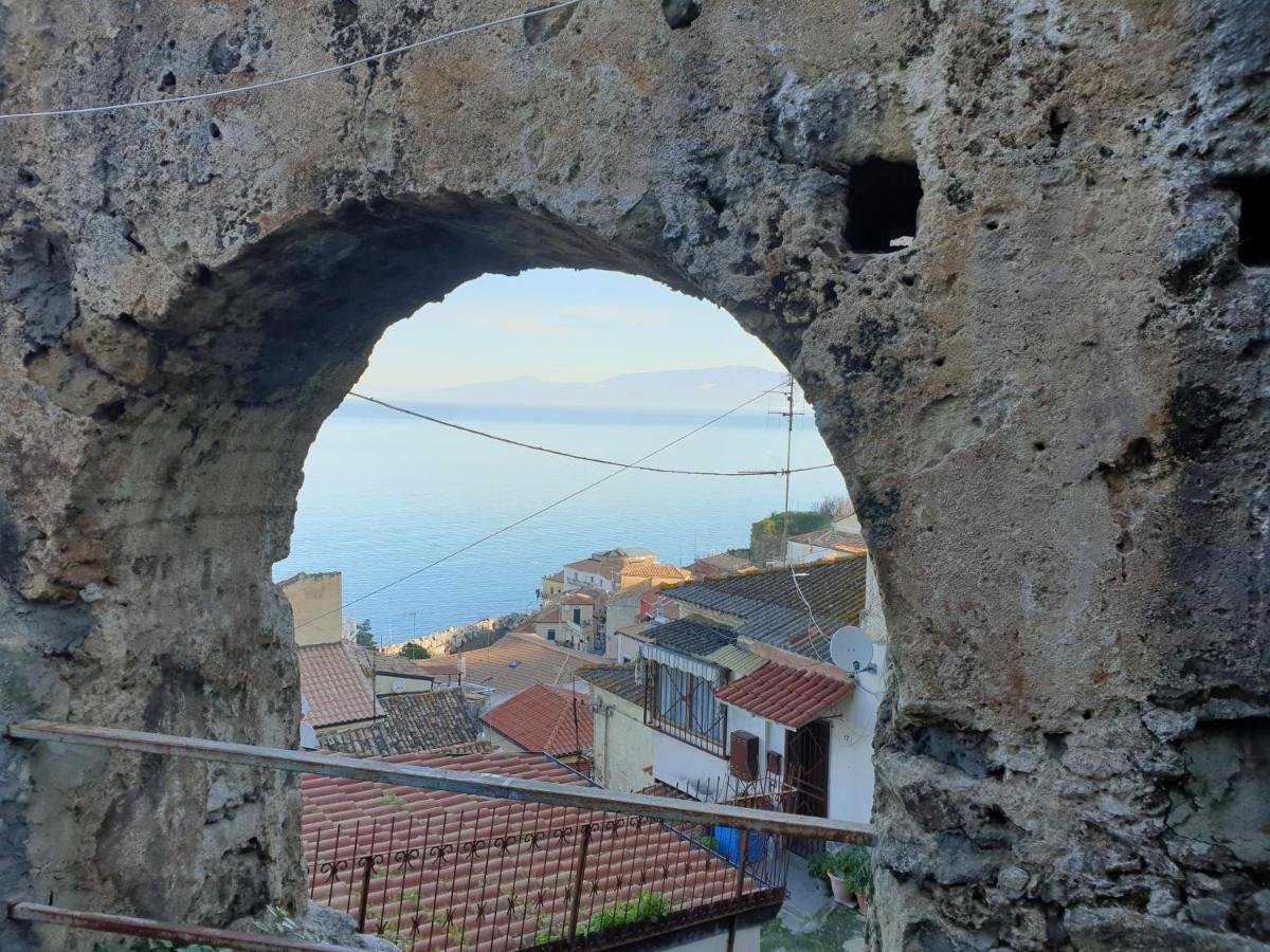 2 Bed Apartment In The Historical Center Pizzo Pizzo  Ngoại thất bức ảnh